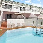 Arpon Santa Rosa 5 By Escape * Puerto del Carmen (Lanzarote)