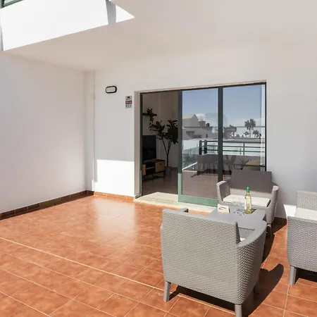 Arpon Santa Rosa 5 By Escape * Puerto del Carmen (Lanzarote)