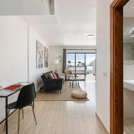 Arpon Santa Rosa 5 By Escape Villa Puerto del Carmen (Lanzarote)