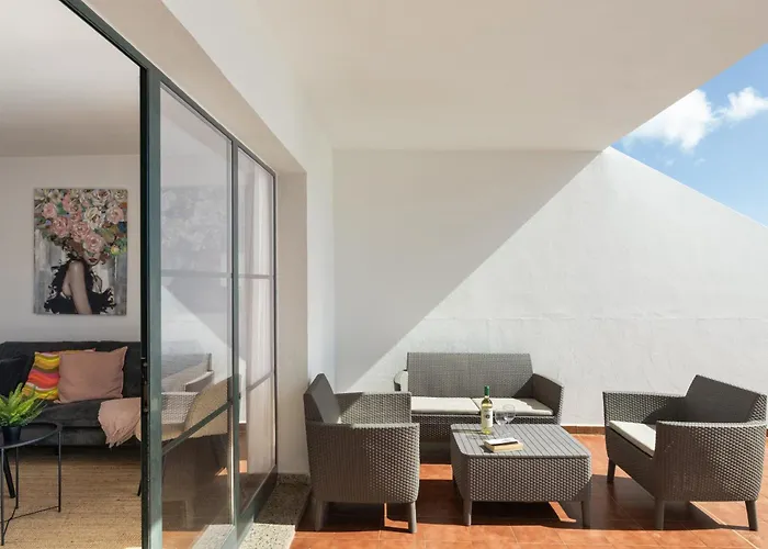 Arpon Santa Rosa 5 By Escape Villa Puerto del Carmen (Lanzarote)